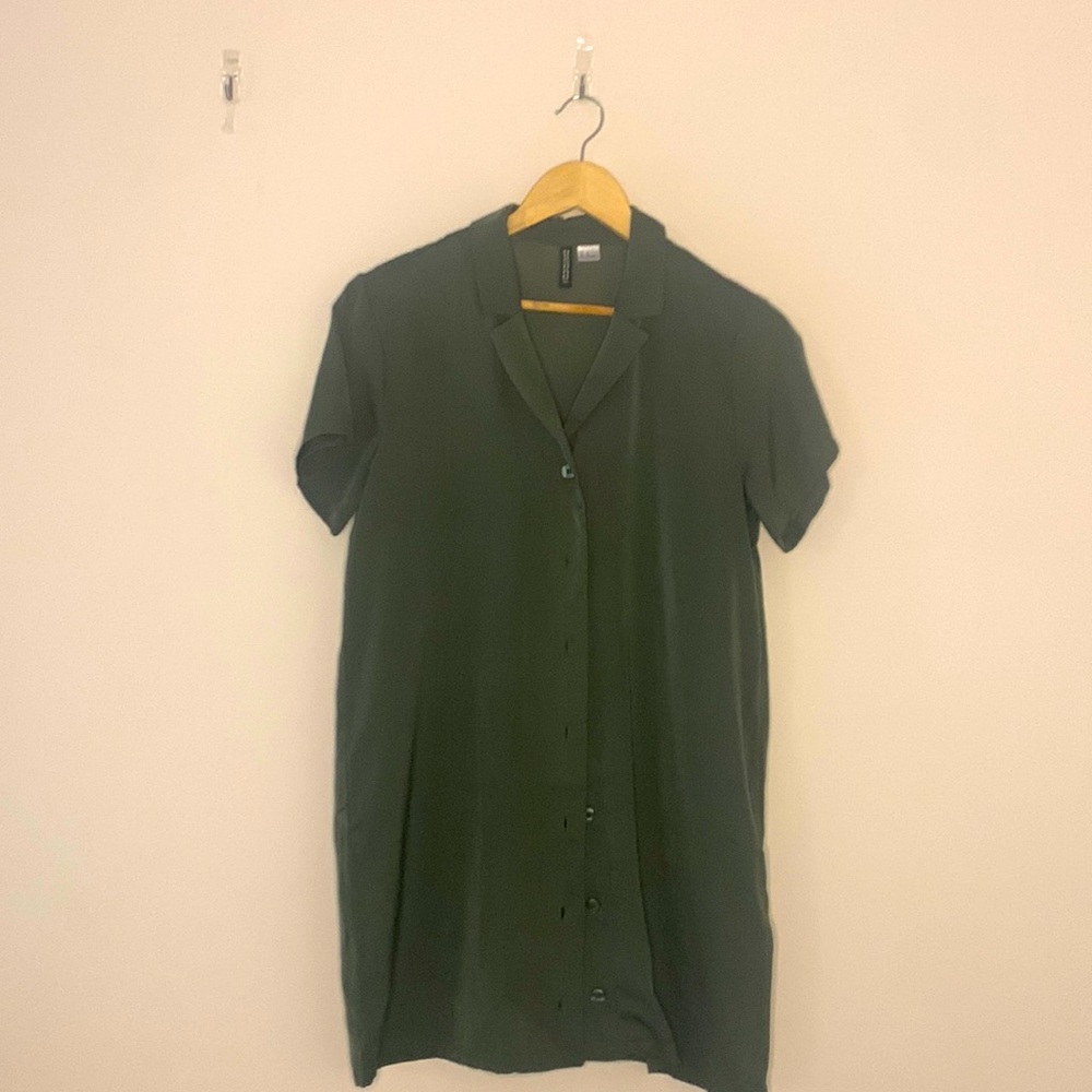 Divided by H&M. button down shirt dress. Size XS.